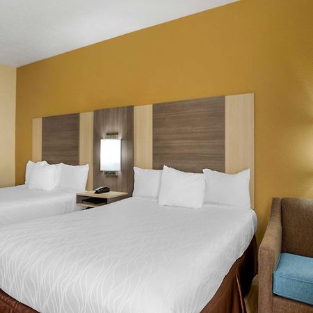 Best Western Plus Springfield Airport Inn מראה חיצוני תמונה