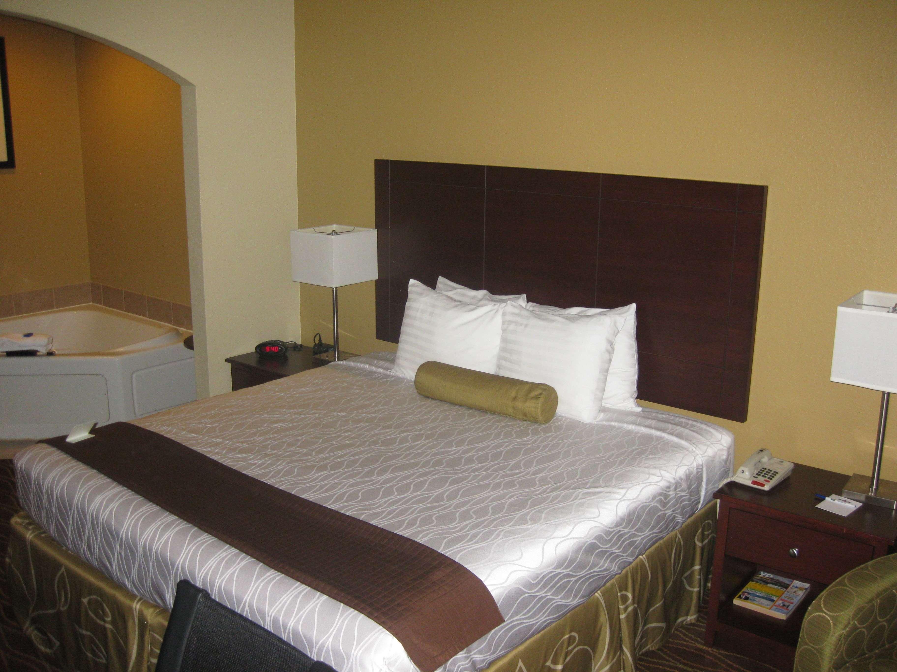 Best Western Plus Springfield Airport Inn מראה חיצוני תמונה