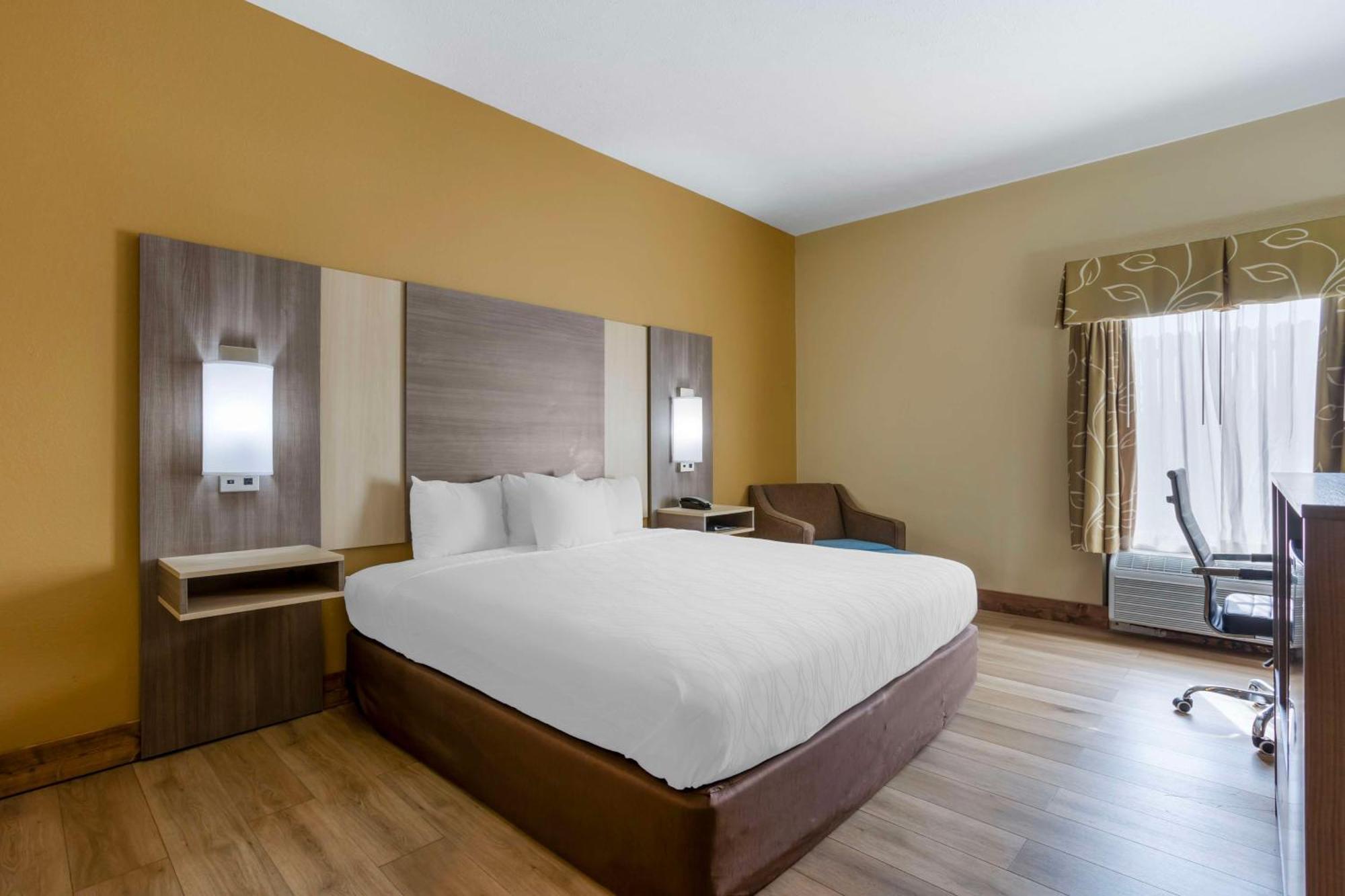 Best Western Plus Springfield Airport Inn מראה חיצוני תמונה