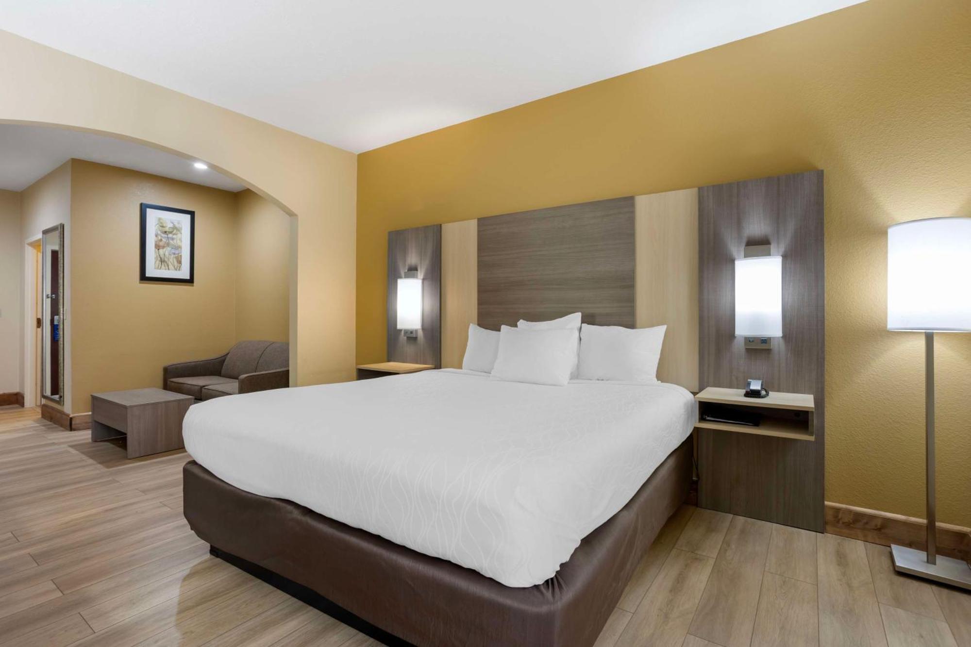 Best Western Plus Springfield Airport Inn מראה חיצוני תמונה