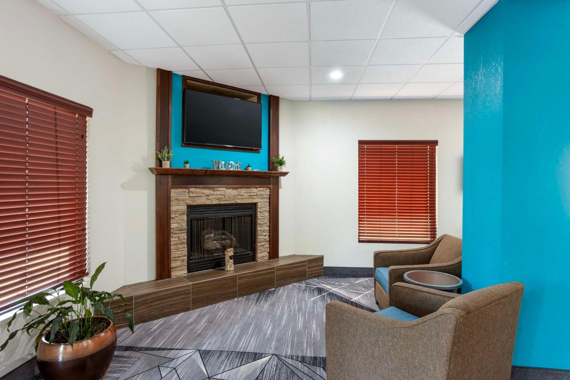 Best Western Plus Springfield Airport Inn מראה חיצוני תמונה