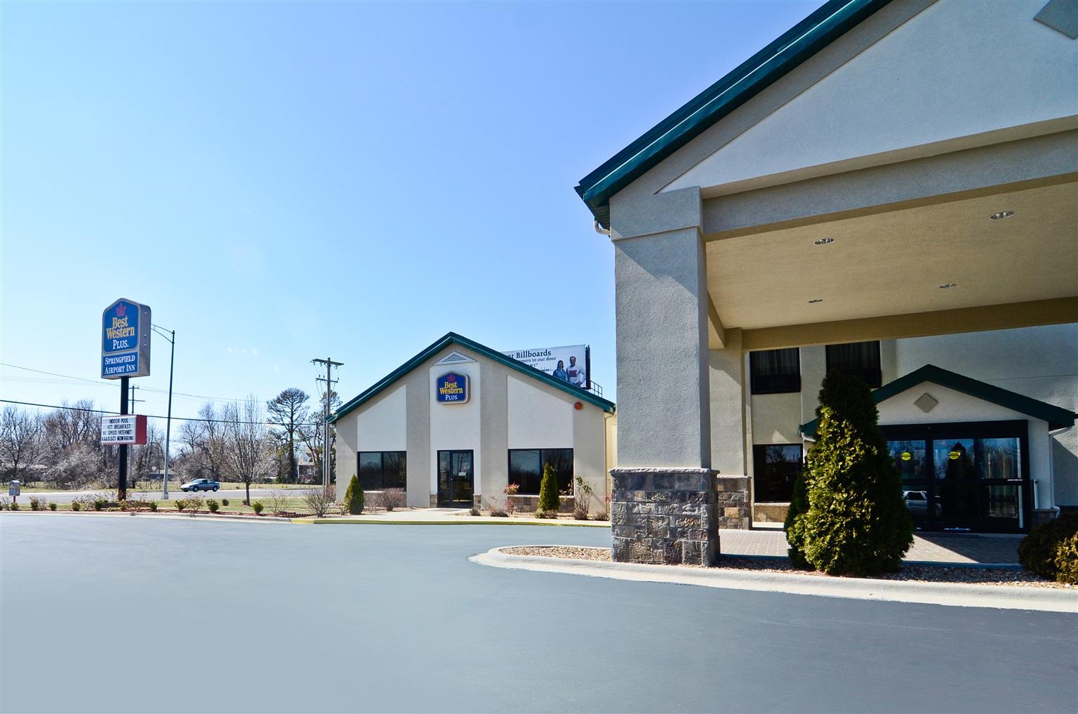 Best Western Plus Springfield Airport Inn מראה חיצוני תמונה