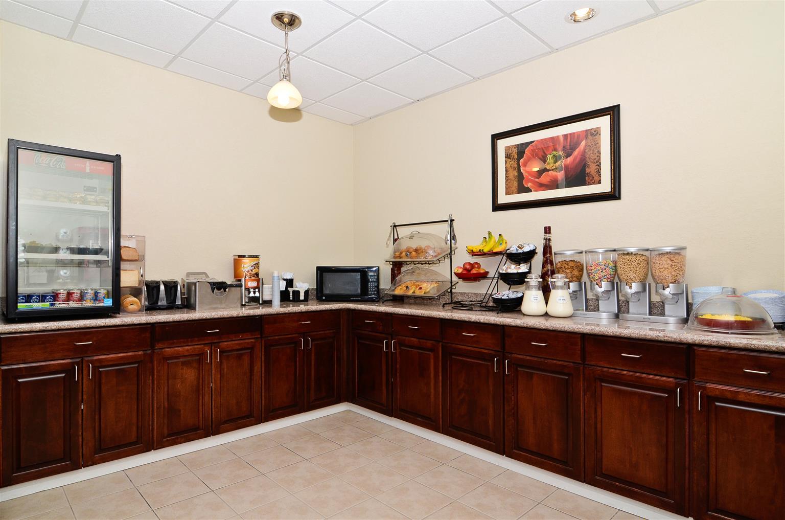 Best Western Plus Springfield Airport Inn מסעדה תמונה