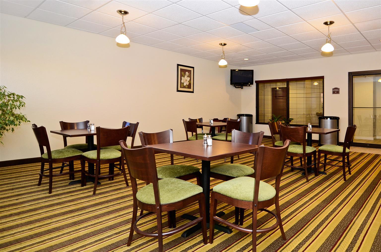 Best Western Plus Springfield Airport Inn מסעדה תמונה